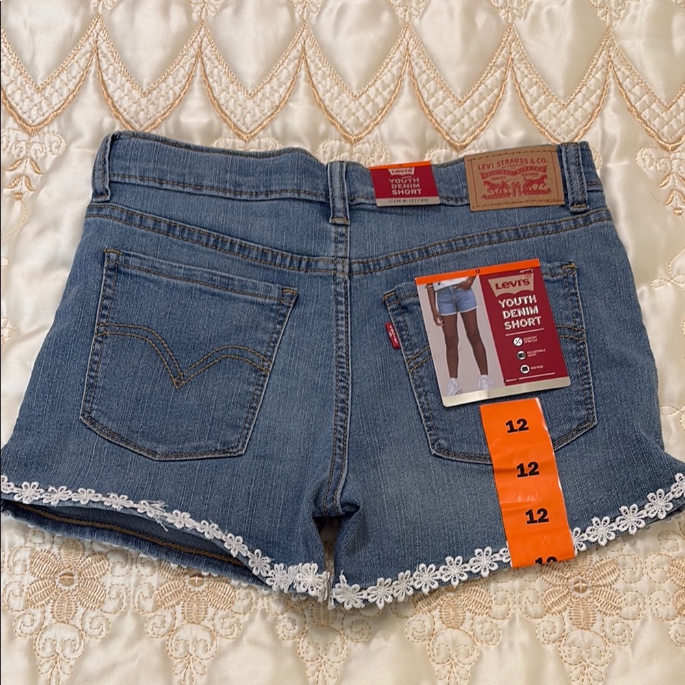 NWT Levi's youth denim shorts Blue Jean Shorts with lace Hem